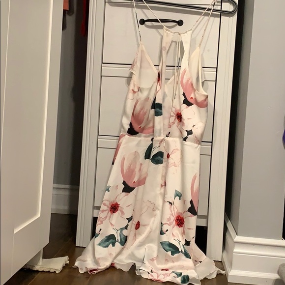 Dress - Picture 2 of 3